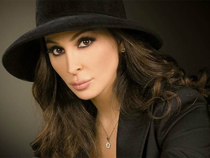 شبيهة إليسا تثير الجدل على السوشيال ميديا.. اضغط لمشاهدة الفيديو